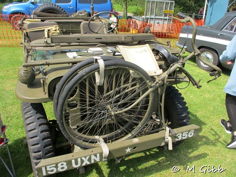 BSA paratroop bike (well, the frame is, if not the rest) & Jeep at Sweffling Bygones Museum Open Day