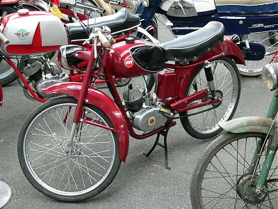 HMW sports moped