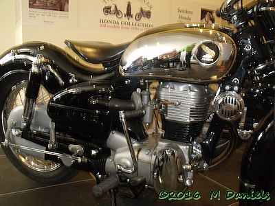 1956 250cc Honda Dream SA 