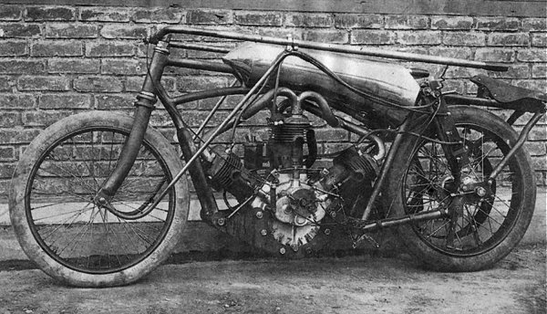 1907 Anzani moto de stayer