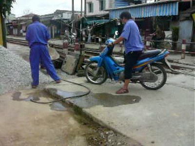 Scene from a moped-taxi ride through Hue
