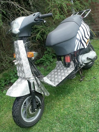 Piaggio Zip ‘Dazzle’