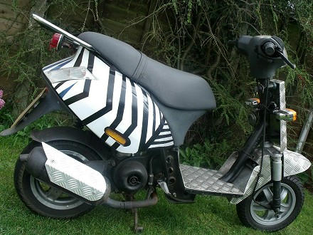 Piaggio Zip ‘Dazzle’