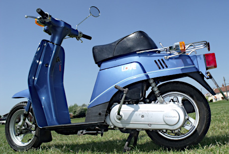 Suzuki CL50 Love