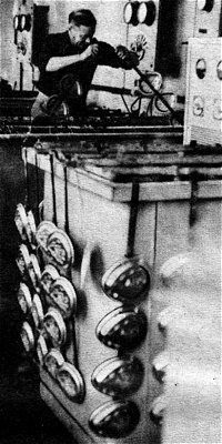 Inside the ABG–VAP factory in 1954