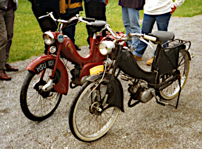 Comparison between the Bown and a Dutch moped