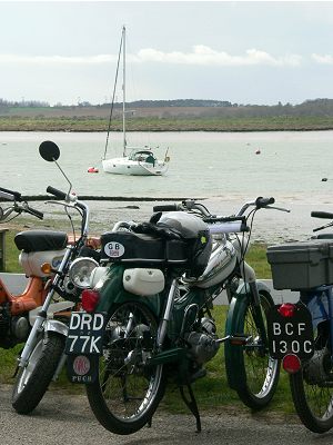 Compulsory Ramsholt photos, number two: a boat