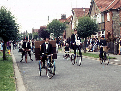 H&DGCS at Stowmarket Carvival, 1978