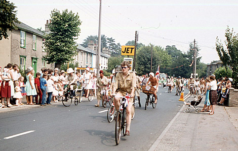 H&DGCS at Stowmarket Carvival, 1983