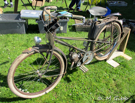 Motobécane AV32