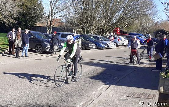 The Boot & Back 2025: The riders set off