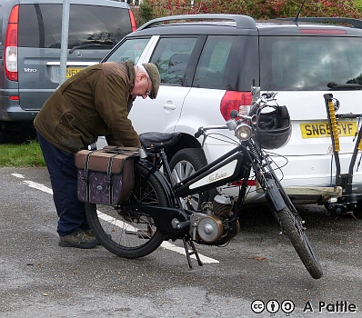 EACC Kneels Wheels Run