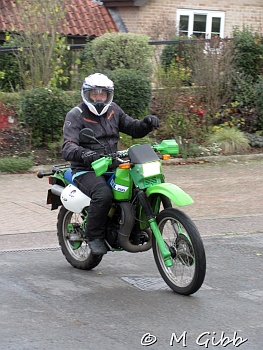 EACC Kneels Wheels Run