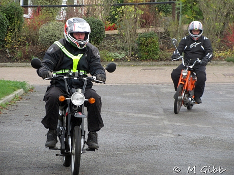 EACC Kneels Wheels Run