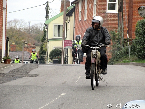 EACC Kneels Wheels Run