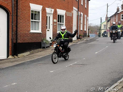 EACC Kneels Wheels Run