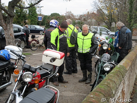 EACC Kneels Wheels Run