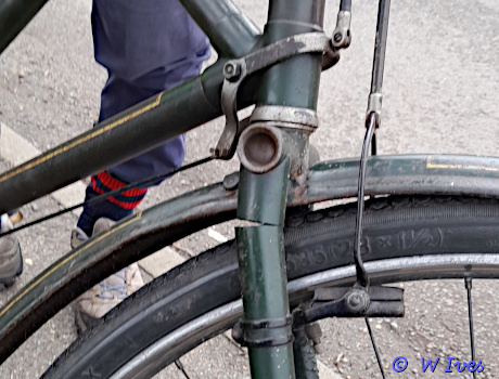 The Boot & Back: A slight problem with Joe’s fork