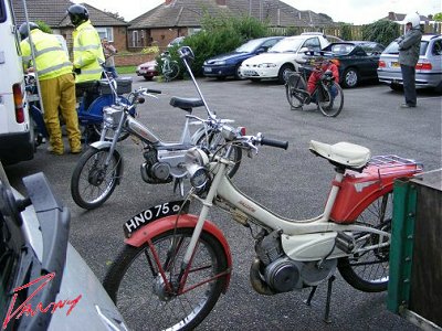 RM9 and Moby - in the background Luke examines Dave's Berini