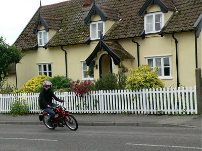 Cornering the Super Tourist ... on a straight road?