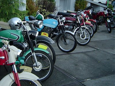 Gathering at Waddinxveen before the ride
