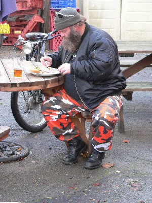 Eating lunch at Grundisburgh