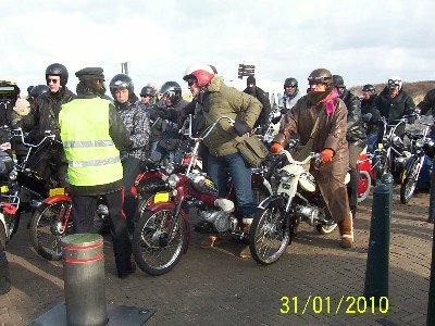 Kouwe Klauwe gathering at Scheveningen