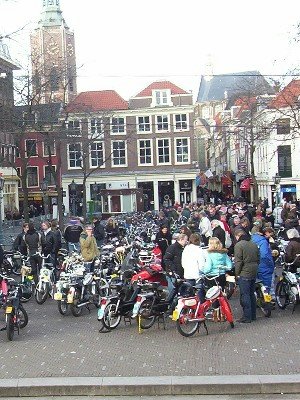 Kouwe Klauwe at Den Haag