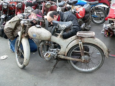 Pegaso moped