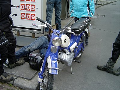 Running repairs to a Zündapp exhaust