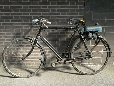 and a British cyclemotor: a Trojan Mini-Motor