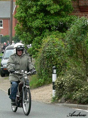 Ef rides a Raleigh