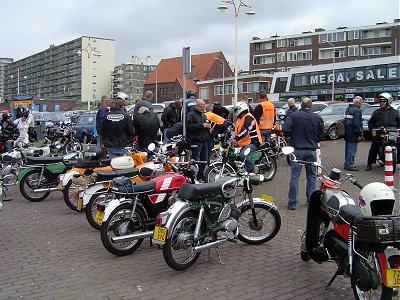 On the dockside at Scheveningen