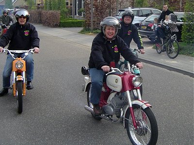 Riders on the 2011 Elfstedentocht