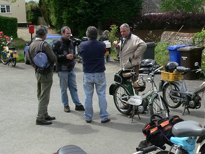 David, Carl, Dave and Tom in discussion