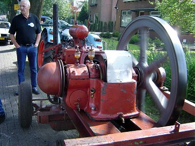 Stationary engine