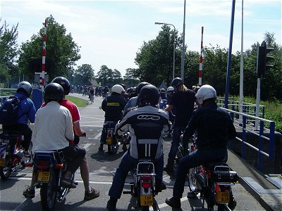 The moped road run