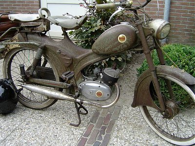 Another original unrestored machine - HMW Admiraal Dubbelzit
