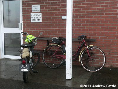 Kneels Wheels