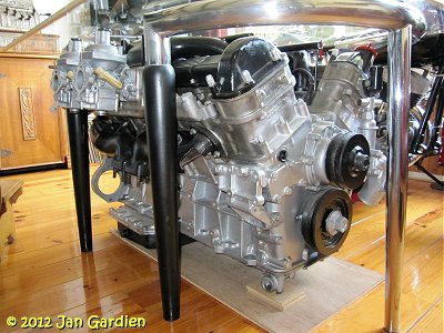 V12 coffee table