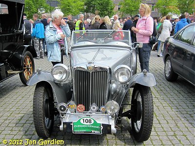Elfsteden Oldtimerrally at Dokkum