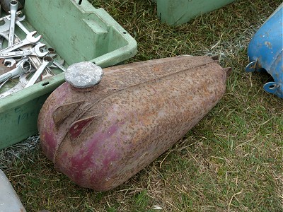 James autocycle tank