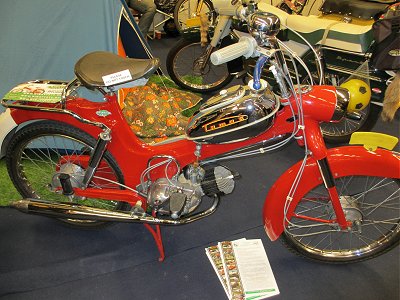Tomos