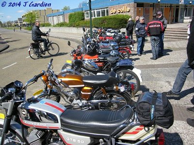 Mopeds lined up ride at Kollum