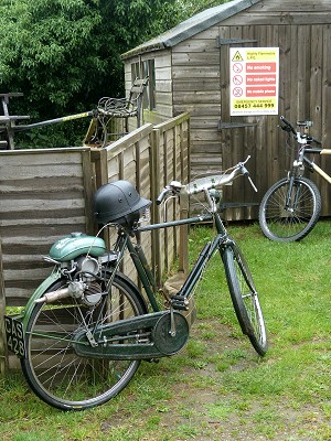 Bikes outside the pub at Waldringfield
