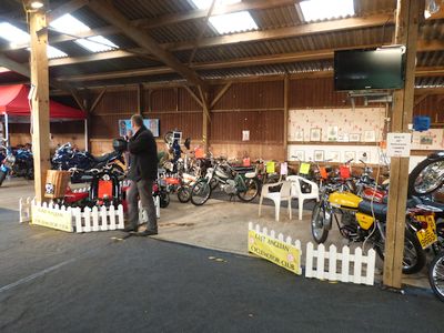 Setting up the EACC stand at Copdock Show