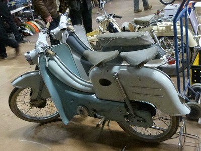 Avaros mopeds at Heerhugowaard moped jumble