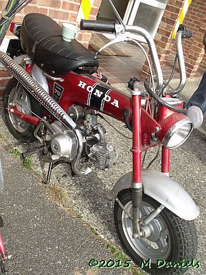 Honda ST70 Dax