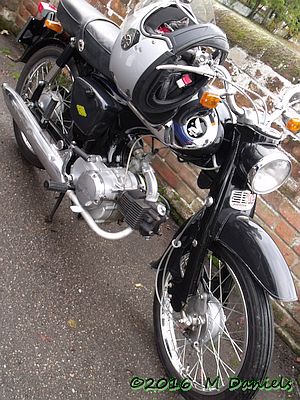 Kneel's Wheels at Claydon