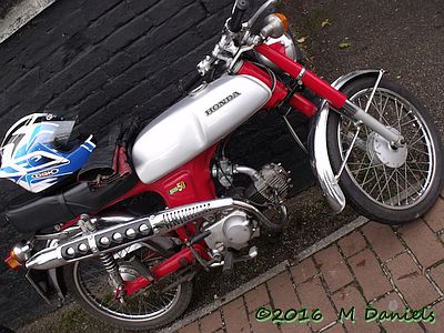 Kneel's Wheels at Claydon
